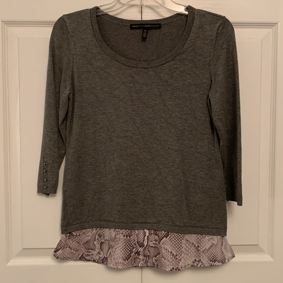 🌷WHBM Popover Gray Sweater with Shirt Tail Look Croc Print XS - Picture 7 of 12